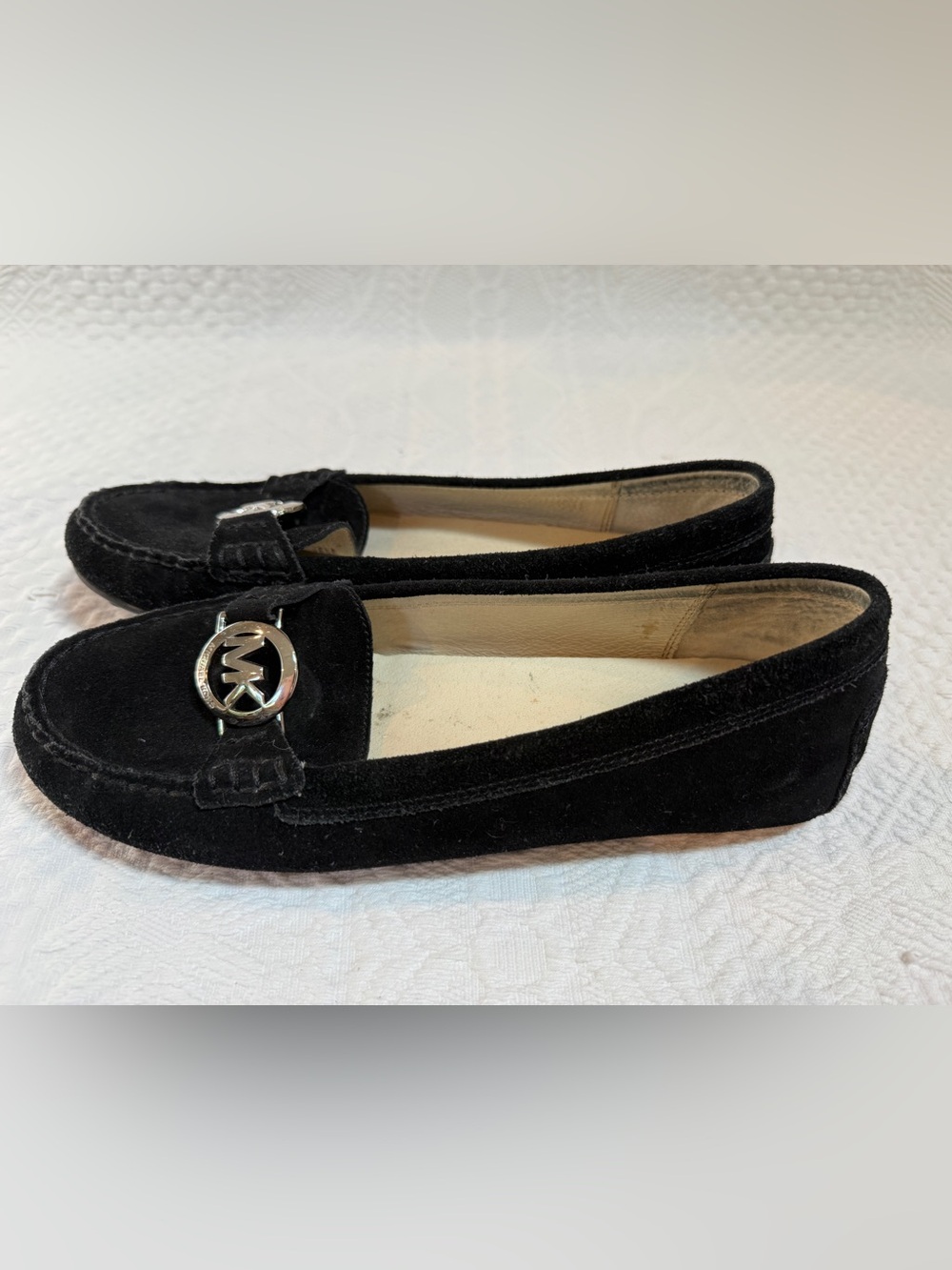 Michael Kors Black Suade Loafers Flats Women’s Shoes Size 7.5 Silver MK Logo